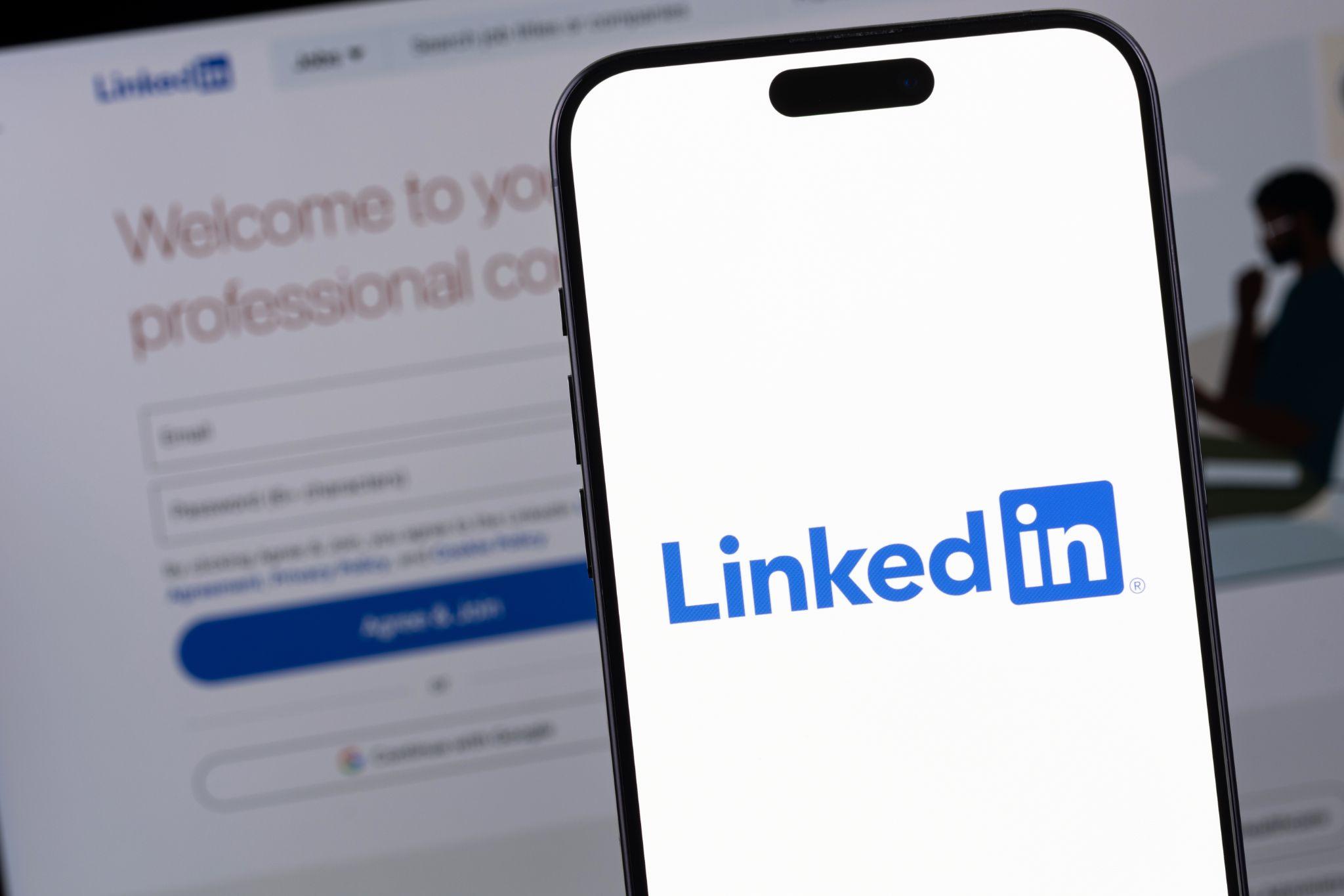 How do you apply for a Line Official Account? Line advertising, targeted traffic generation and promotion. Line advertising, targeted advertising on LINE - How to conduct targeted advertising on LINE.